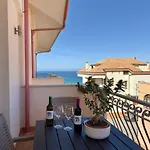 Bonsai Hotel *