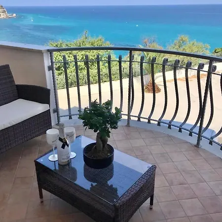 Bonsai Hotel *