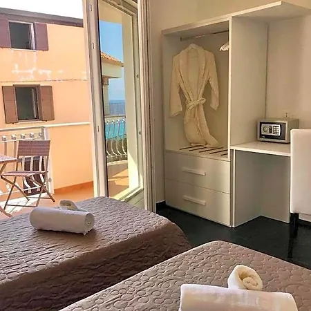 Bonsai Hotel Tropea